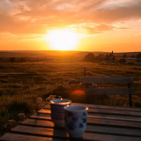 Glamping Na Malém Háji